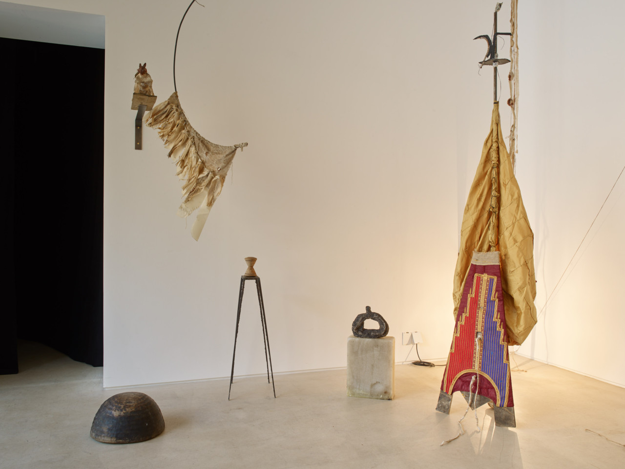 Fourthland with Rosalind Fowler, BREADROCK, installation view at PEER, Hoxton. Works by artists and objects belonging to Wenlock Barn residents. Photo by Stephen White
