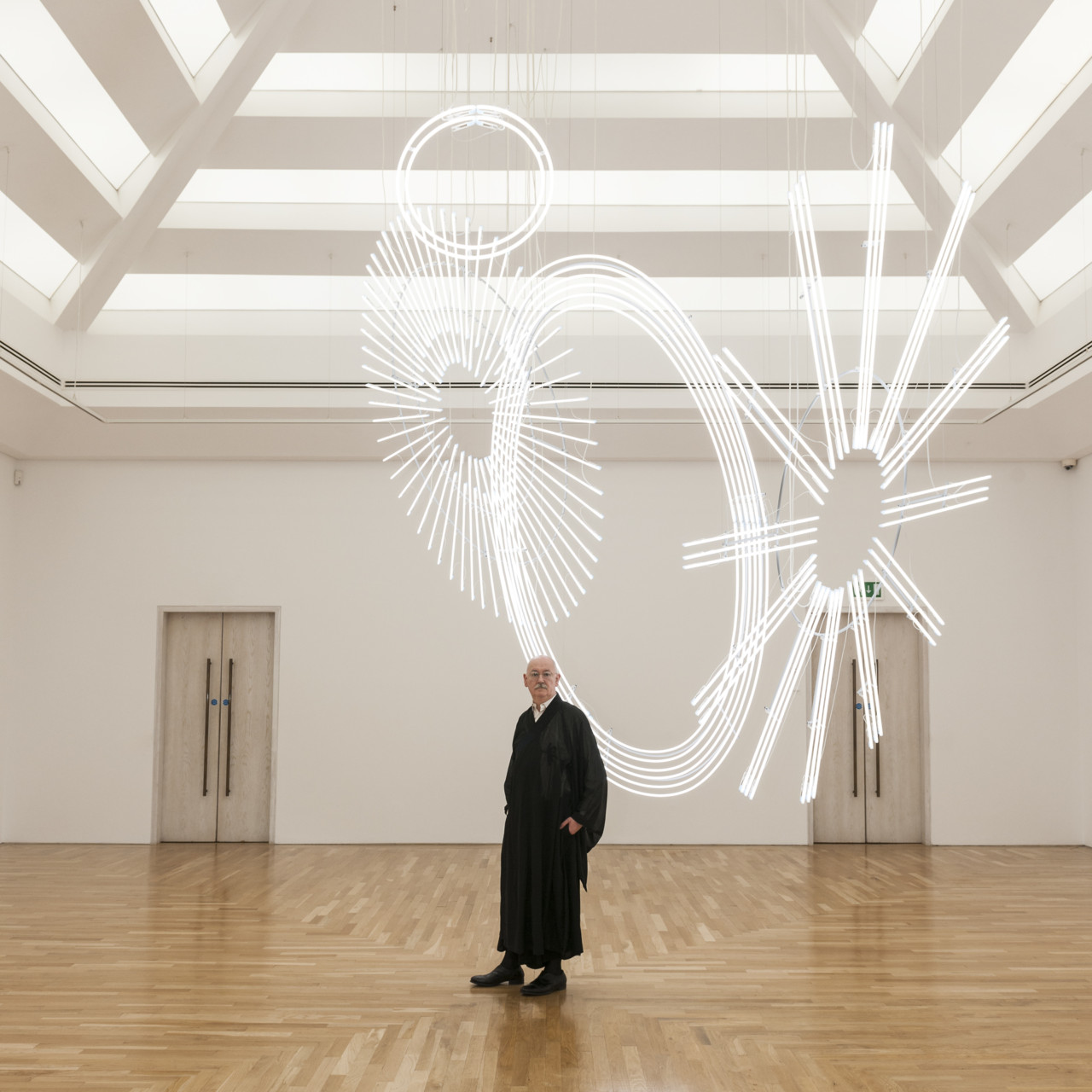 Cerith Wyn Evans, Radiant fold (…the Illuminating Gas), 2017/18. Presented to Amgueddfa Cymru – National Museum Wales by the  Contemporary Art Society through Great Works, supported by the Sfumato Foundation, 2018. © Cerith Wyn Evans.