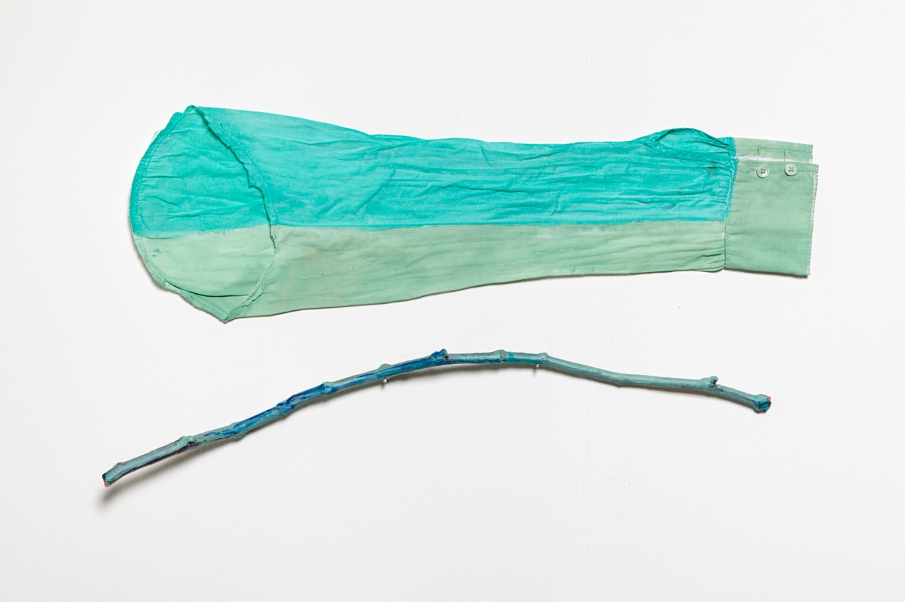 Hayley Tompkins, Untitled, 2015, Acrylic on found object, Acrylic paint on cotton, 51 x 18 x 10 cm, 59 x 19 x 1.5 cm. Image courtesy of the artist and The Modern Institute/Toby Webster Ltd, Glasgow
